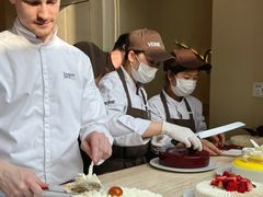-VERIE BAKEHOUSE