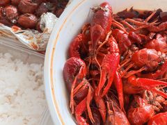 -扒虾小妹儿麻辣海鲜(宏图街店)