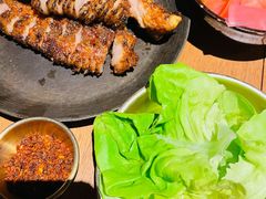 厚切傣式猪五花与奶油生菜-SHAN山(前滩太古里店)