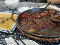 -八两八金·莱芜特色炒鸡(市南漳浦路店)