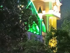 -布尔津河堤夜市