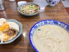 -雪琴面馆富安特色鱼汤面(城中花园店)