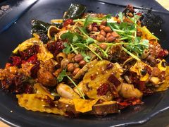 -小山城麻辣香锅(新邻生活广场店)