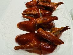 脆皮乳鸽-和记小菜(七宝店)