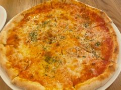 意式奶酪荟萃披萨-城市大道红炉披萨烘焙坊