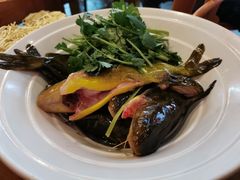 -野山舂·贵州现舂酸汤火锅(鸿通城店)