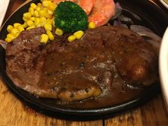 -玛格萝妮比萨屋(四平店)
