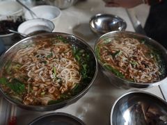 -正宗杨记普洱酸醋米线(总店)