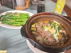 -容里煲仔饭(利丰北路店)