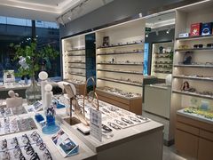 -视野联行眼镜·蔡司·尼康·授权优选门店(青浦宝龙店)