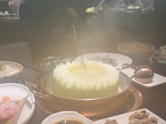 -得意咚瓜·顺德鱼生·冬瓜火锅(深圳首店)