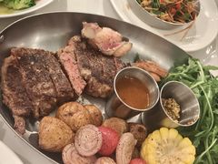 -The BREW·酿餐厅(浦东嘉里大酒店)