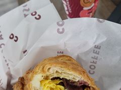 蛋香芝士牛肉可颂-COSTA COFFEE(昆城广场店)