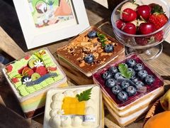 -山与蓝·轻糖鲜果蛋糕(勒泰店)