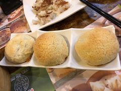 酥皮焗叉烧包-添好运点心专门店(深水埗店)
