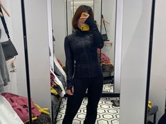 -lululemon(比斯特购物村店)