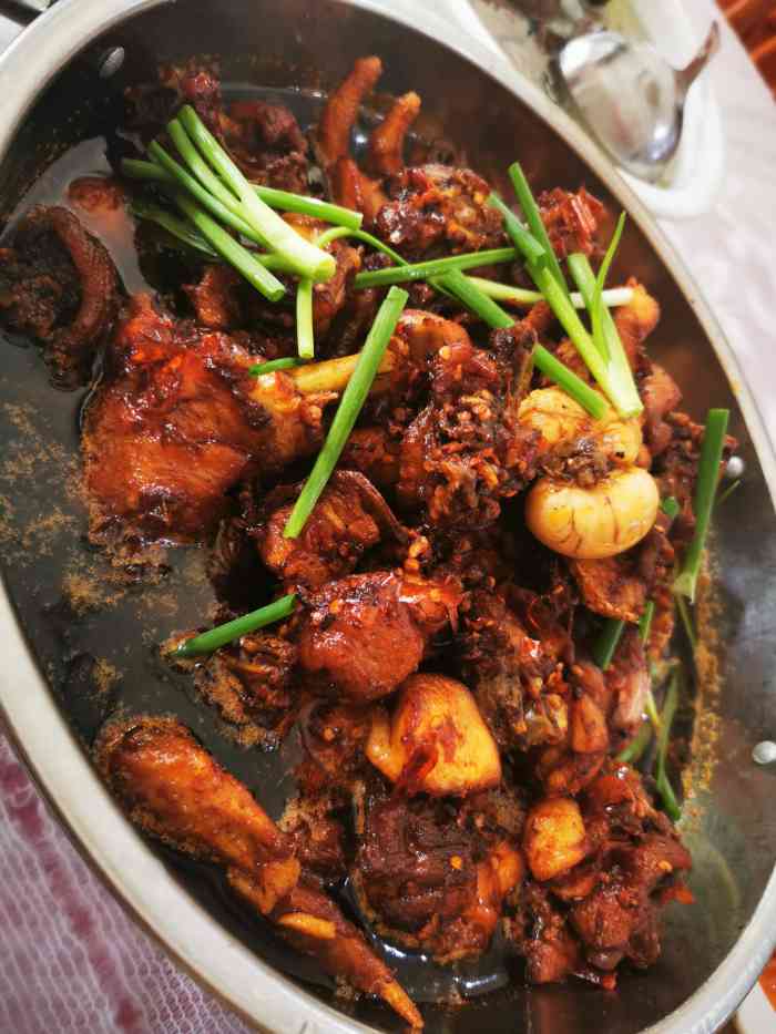 黄南武阳朗辣子鸡-"[薄荷]环境:朋友带路过去的,跟着导航.