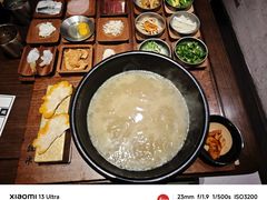 -银米·云南传统过桥米线(双廊黑金冠店)