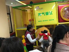 -瑞恩宝感统训练·语言提升·蒙氏托育中心