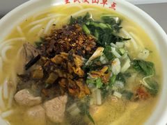 -文山荷鲜居(翠湖店)