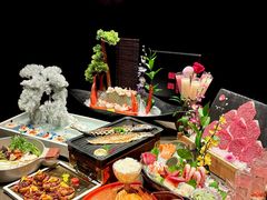 -蟹犇前•帝王蟹雪蟹(陆家嘴店)