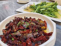 辣香牛干巴-蔼若春.传承三十年云南菜(金碧公园店)