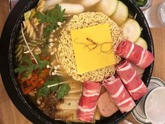 -WOW LUCKY创意韩料(龙阳广场店)