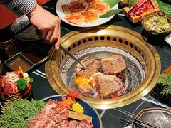 -山川小町·极番烧肉(新地假日广场店)