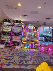 -Fang Fang Monkey·方方猴(国瑞购物中心店)