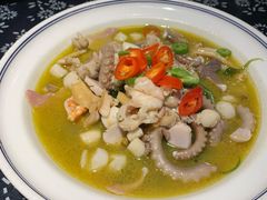 椒麻海鲜-旺角小渔村·海肠捞饭开创者(二马路店)