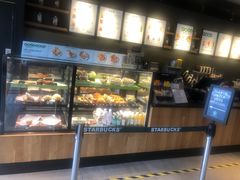 -星巴克臻选(莘庄仲盛店)