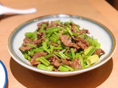 -楚山晓·湖北菜(武汉光谷K11店)