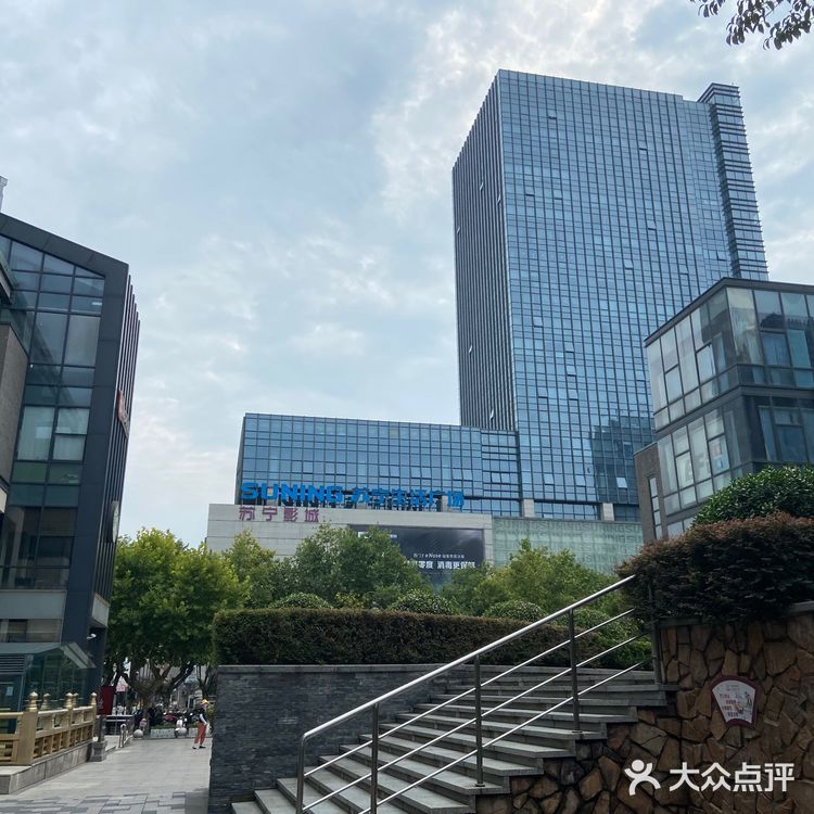 陨石拿铁正常冰正常糖