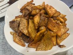 干煸馕炒肉-汗腾格里·风味餐厅(新疆驻京办店)