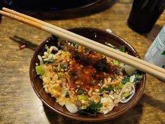 -渝嘴小老弟老火锅(华新村店)