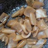电饭锅 猪皮炖鹌鹑蛋