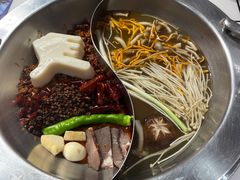 -喜悦小串丹东小黄牛海鲜烧烤大排档(民主广场店)