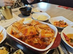 辣白菜炒年糕-郑阿姨的家·이모네·韩料&烤肉(武川路店)