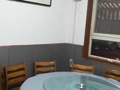包厢-香满居张记小厨私房菜(青岛站店)
