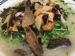 -龙桥私厨·姜花菊花过桥鱼·顺德菜(容桂店)