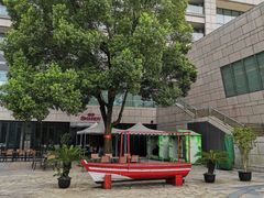 -上海佘山世茂艾美酒店