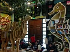 -钟书阁(松江泰晤士小镇店)