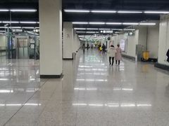 -人民广场(地铁站)
