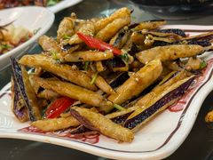 风味茄子-郑小二山东特色炒鸡店(红小巷店)