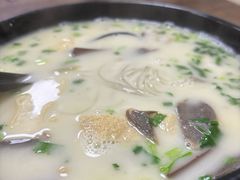 -津津老鸭粉丝馆(正东路店)