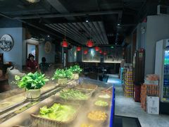 -牛里牛气· 榴莲海鲜鲜牛肉自助火锅·烤肉(横岗店)