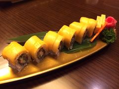 三文鱼芝士芒果卷-佛山希尔顿酒店·融誉亚洲美食荟