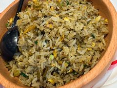 -肥肥虾庄·金牌油焖大虾(汉口城市广场店)
