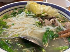 -云阿蛮云南生烫牛肉米线(奉贤路店)