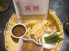 -鲁菜根·泰安菜(万达店)